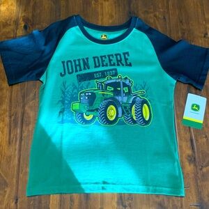 🚜John Deere Boys SS Tee Size 7 🌟NWT